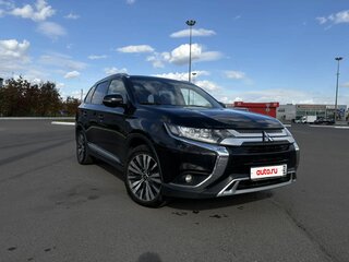 2019 Mitsubishi Outlander III Рестайлинг 3, чёрный, 1650000 рублей, вид 2