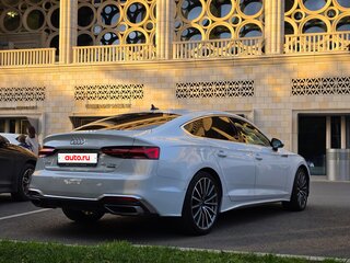 2022 Audi A5 Sportback 40 TFSI II (F5) Рестайлинг, белый, 5500000 рублей, вид 3
