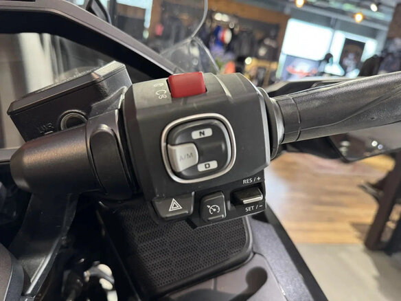 2022 Honda GL 1800 Gold Wing, чёрный, 3250000 рублей - вид 15