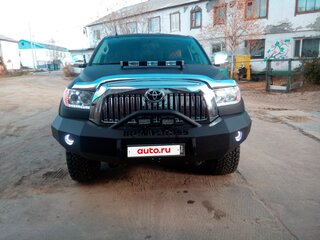 2010 Toyota Tundra CrewMax II, чёрный, 4500000 рублей, вид 1