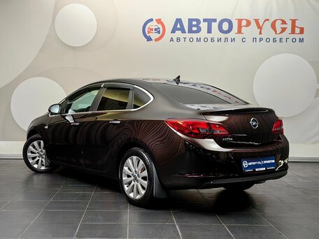 2013 Opel Astra J Рестайлинг, коричневый, 818000 рублей, вид 2