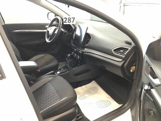 2026 Lada (ВАЗ) Vesta I Рестайлинг (NG), белый, 1860000 рублей, вид 5