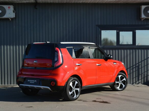 2019 Kia Soul II Рестайлинг, красный, 1699888 рублей - вид 8