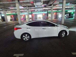 2011 Hyundai Avante V, белый, 825000 рублей, вид 3