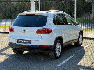 2015 Volkswagen Tiguan I Рестайлинг, белый, 1789000 рублей, вид 4