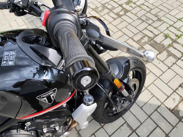 2021 Triumph Trident 660, чёрный, 790000 рублей - вид 9