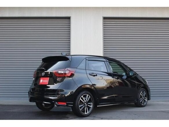 2023 Honda Fit RS IV Рестайлинг, чёрный, 1099017 рублей - вид 2