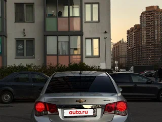 2011 Chevrolet Cruze I, серебристый, 490000 рублей, вид 4