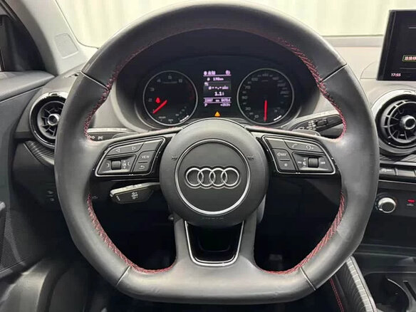 2023 Audi Q2 L 35 TFSI I Рестайлинг, белый, 1710000 рублей - вид 9
