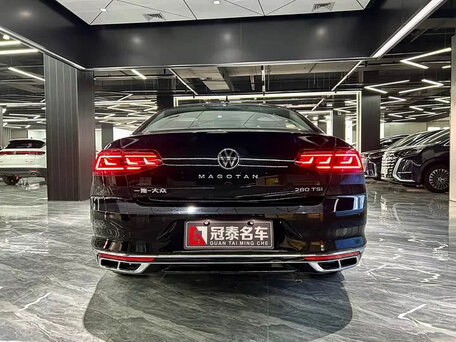 2025 Volkswagen Magotan B8 Рестайлинг, чёрный, 1821000 рублей, вид 5