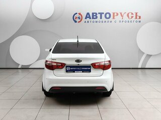2012 Kia Rio 4-speed III, белый, 688000 рублей, вид 4