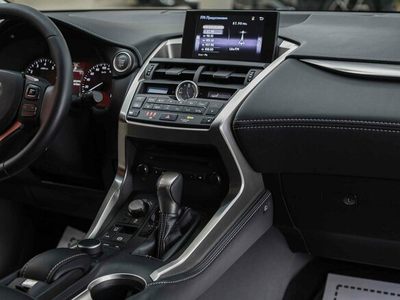 2017 Lexus NX 300 I Рестайлинг, чёрный, 2755000 рублей - вид 11