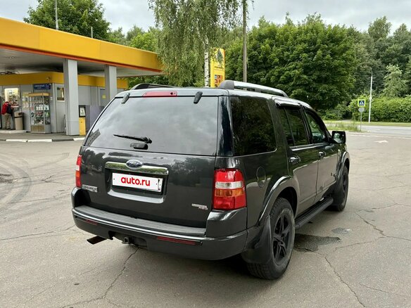 2007 Ford Explorer IV, серый, 749000 рублей - вид 4