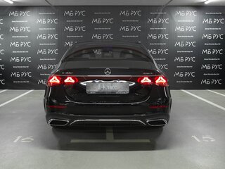 2026 Mercedes-Benz E-Класс 300 VI (W214, S214), чёрный, 9760000 рублей, вид 4