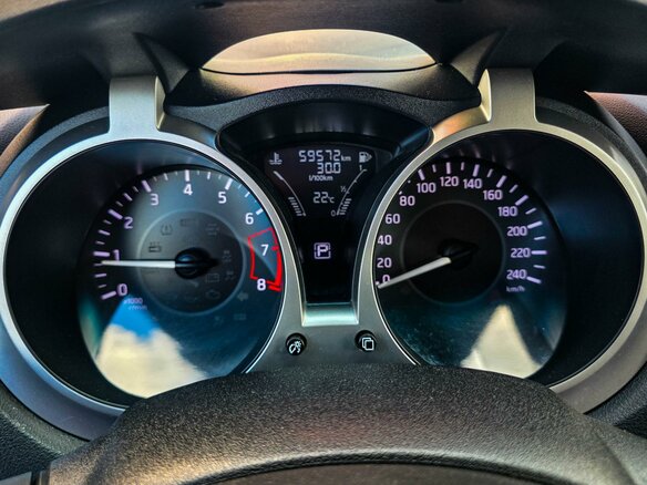 2018 Nissan Juke I Рестайлинг, синий, 1509000 рублей - вид 14