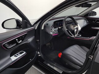 2025 Mercedes-Benz E-Класс 200 VI (W214, S214), чёрный, 6629000 рублей, вид 5
