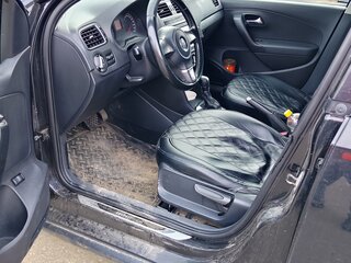2013 Volkswagen Polo V, чёрный, 600000 рублей, вид 5