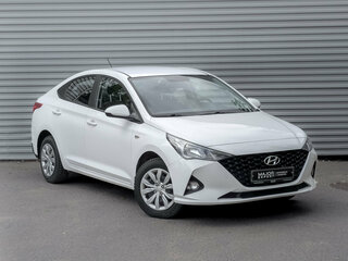 2022 Hyundai Solaris II Рестайлинг, белый, 1599000 рублей, вид 3