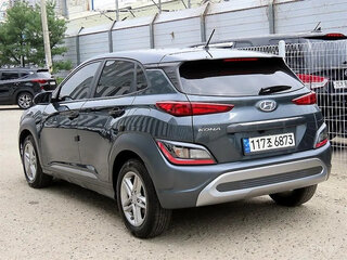 2022 Hyundai Kona I Рестайлинг, серый, 1722000 рублей, вид 4