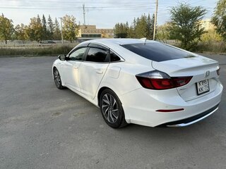 2019 Honda Insight III, белый, 1900000 рублей, вид 3