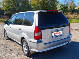 2002 Mitsubishi Space Wagon III, серебристый, 430000 рублей, вид 5