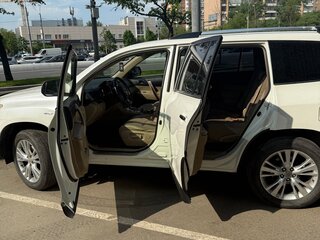 2013 Toyota Highlander II (XU40) Рестайлинг, белый, 1750000 рублей, вид 5