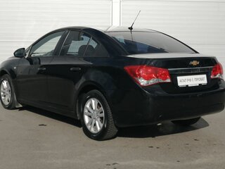 2011 Chevrolet Cruze I, чёрный, 700000 рублей, вид 5