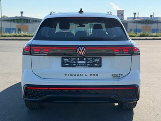 2026 Volkswagen Tiguan L Pro III (China Market), белый, 4950000 рублей, вид 5