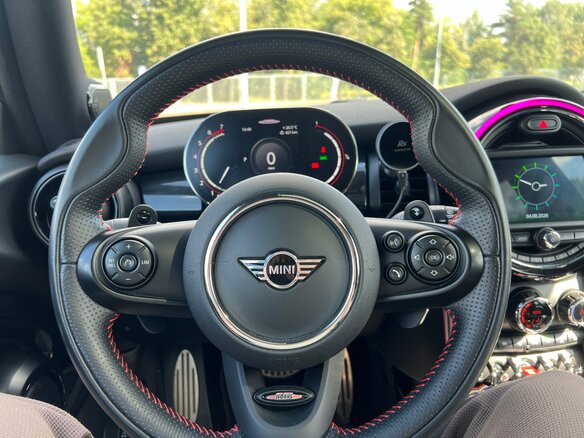 2021 Mini Hatch JCW III (F55/F56) Рестайлинг, серый, 3275000 рублей - вид 10