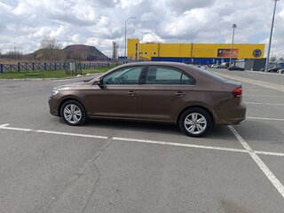 2022 Volkswagen Polo VI, коричневый, 1950000 рублей, вид 4