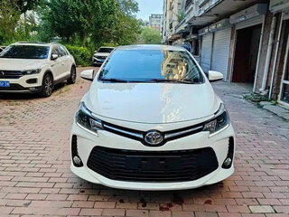 2022 Toyota Vios III Рестайлинг, белый, 1370004 рублей, вид 1