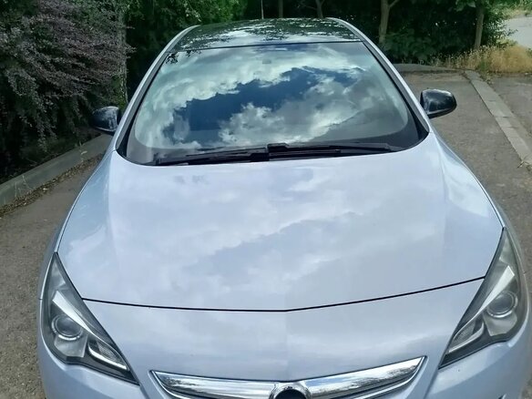 2013 Opel Astra GTC J Рестайлинг, белый, 800000 рублей - вид 2