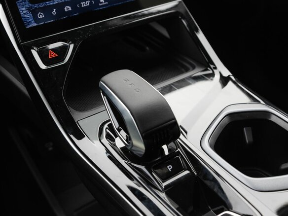 2026 Geely Atlas II, белый, 3415990 рублей - вид 20
