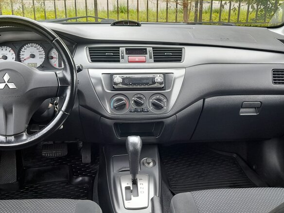 2007 Mitsubishi Lancer IX Рестайлинг, серебристый, 690000 рублей - вид 16