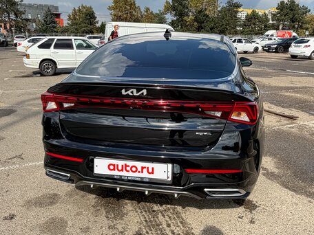 2022 Kia K5 III, чёрный, 2150000 рублей, вид 3