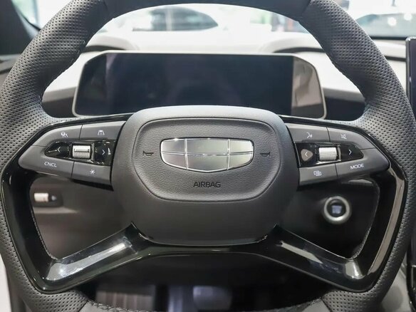 2026 Geely Cityray, белый, 3345000 рублей - вид 13