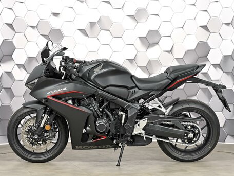 2026 Honda CBR 650R, чёрный, 1377000 рублей, вид 4