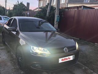 2011 Volkswagen Jetta VI, коричневый, 920000 рублей, вид 4