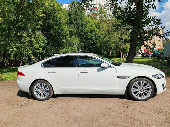 2018 Jaguar XF II, белый, 2700000 рублей - вид 3