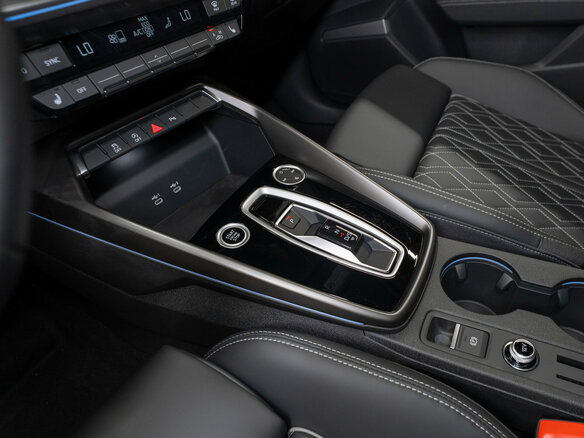 2026 Audi A3 Sportback 35 TFSI IV (8Y) Рестайлинг, серый, 3830000 рублей - вид 15