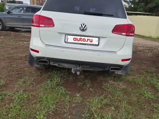 2011 Volkswagen Touareg II, белый, 1800000 рублей, вид 3
