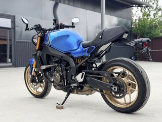 2024 Yamaha XSR900, синий, 1270000 рублей, вид 5