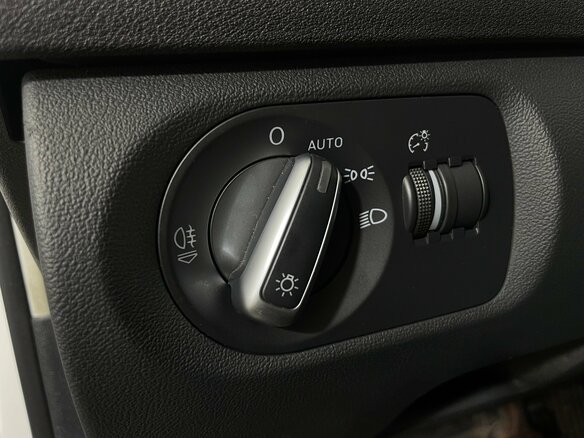 2012 Audi A3 II (8P) Рестайлинг 2, белый, 886000 рублей - вид 19