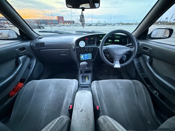 1991 Toyota Vista III (V30), серый, 315000 рублей - вид 5