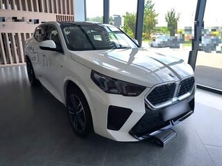 2025 BMW X2 sDrive25i II (U10), белый, 4366000 рублей, вид 4