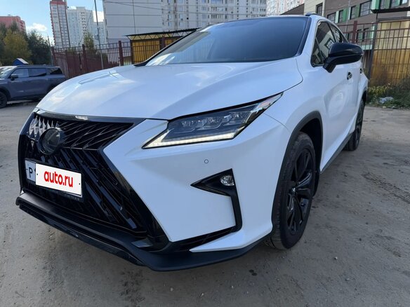 2017 Lexus RX 200t IV, серый, 3300000 рублей - вид 9