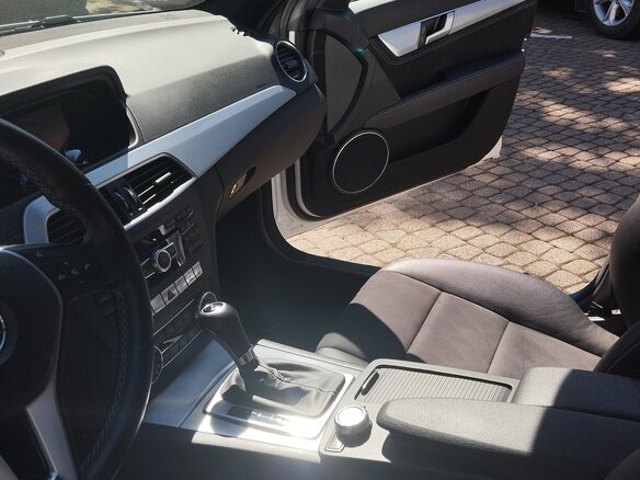2013 Mercedes-Benz C-Класс 180 III (W204) Рестайлинг, белый, 1600000 рублей - вид 21
