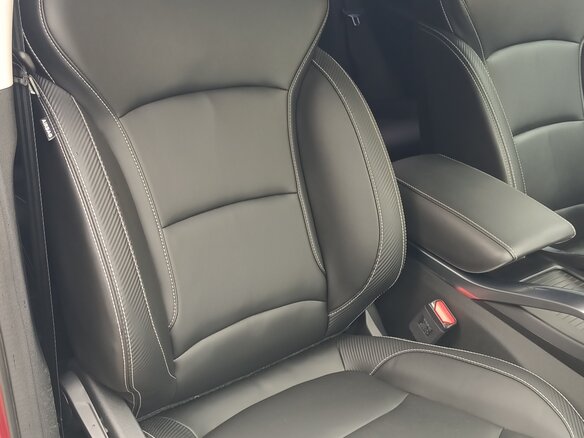 2023 Geely Atlas Pro, красный, 1995000 рублей - вид 13