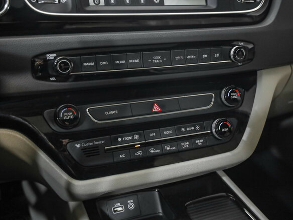 2018 Kia Carnival III, белый, 2806000 рублей - вид 15