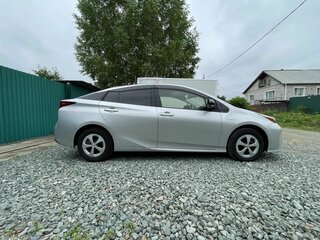 2019 Toyota Prius PHV ZVW52 Prime IV (XW50), серебристый, 1650000 рублей, вид 2
